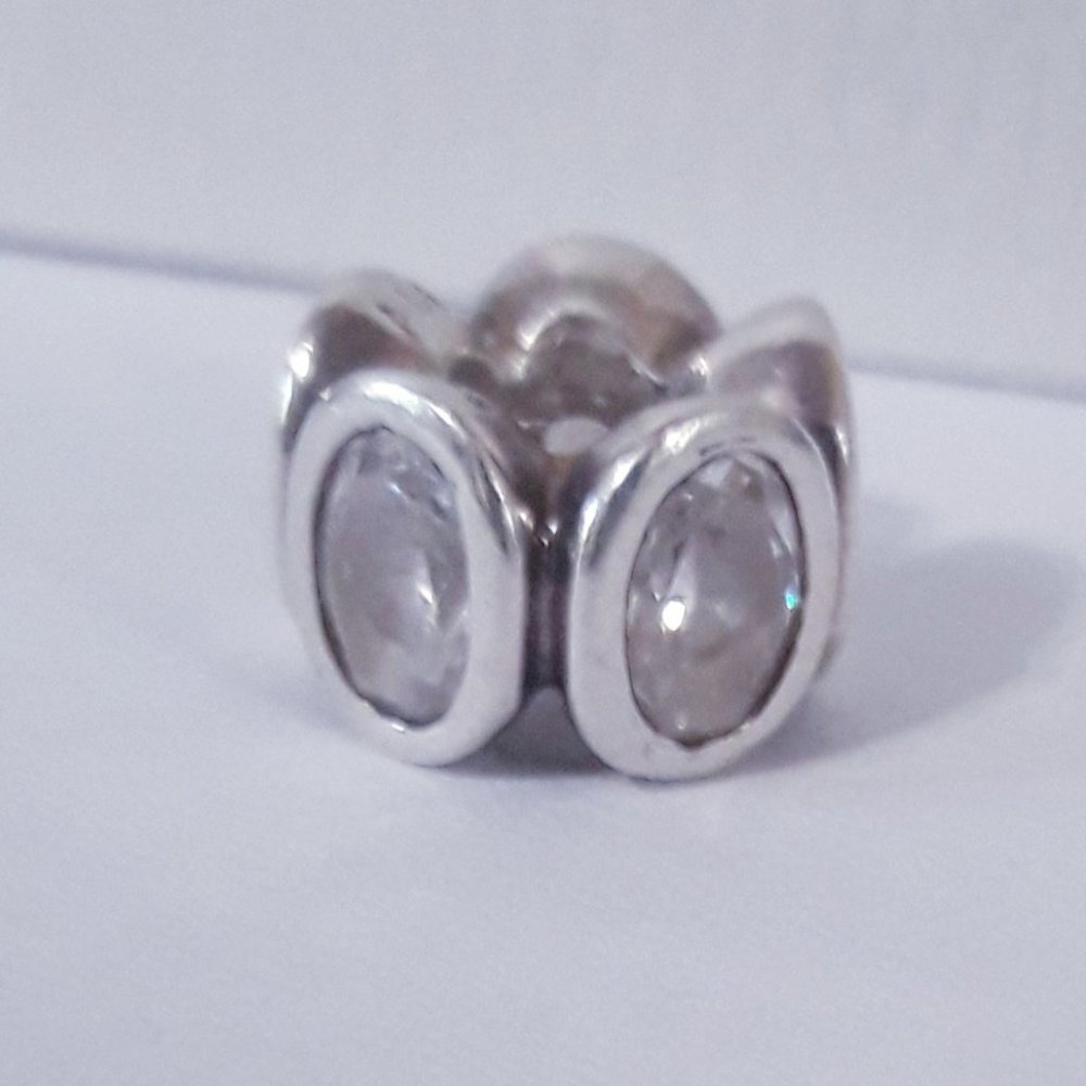 Pandora oval light spacer charm